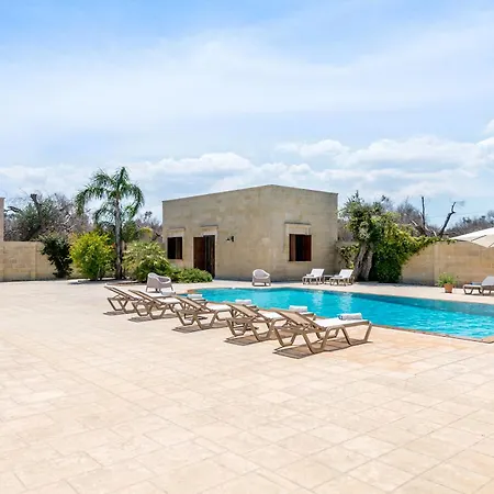 Masseria Cicale Βίλα